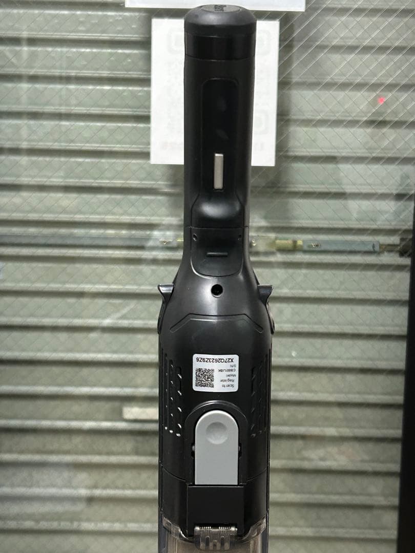 Shark シャーク　コードレススティッククリーナー　CS601JBK