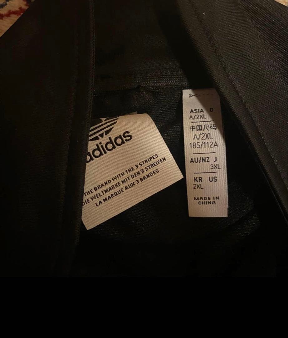 常田大希 着用 adidas トラックジャケット（ジェンダーニュートラル）