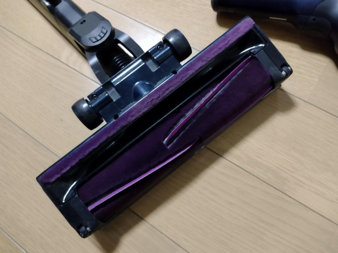 シャーク★コードレスクリーナー★CS651JBL★バッテリー新品と同等★1