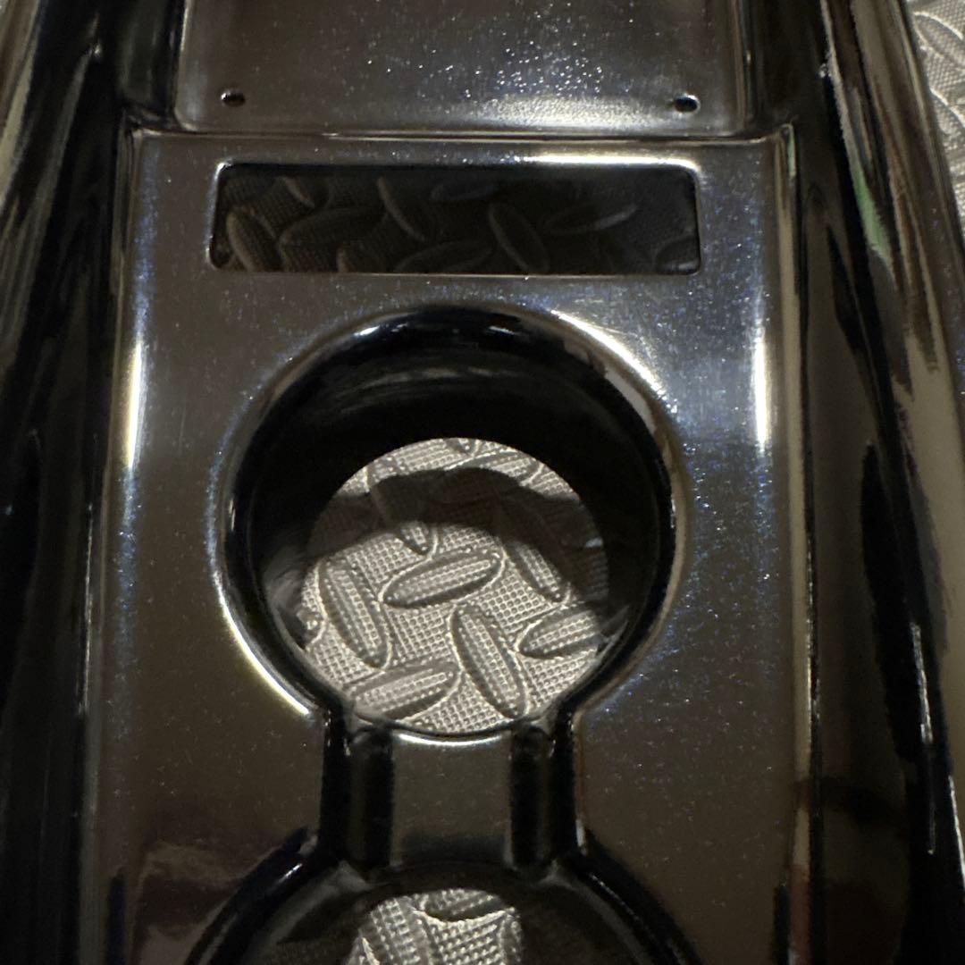 トヨタ プリウス 50 後期 純正センターコンソール　パネル　塗装品　おまけ付き