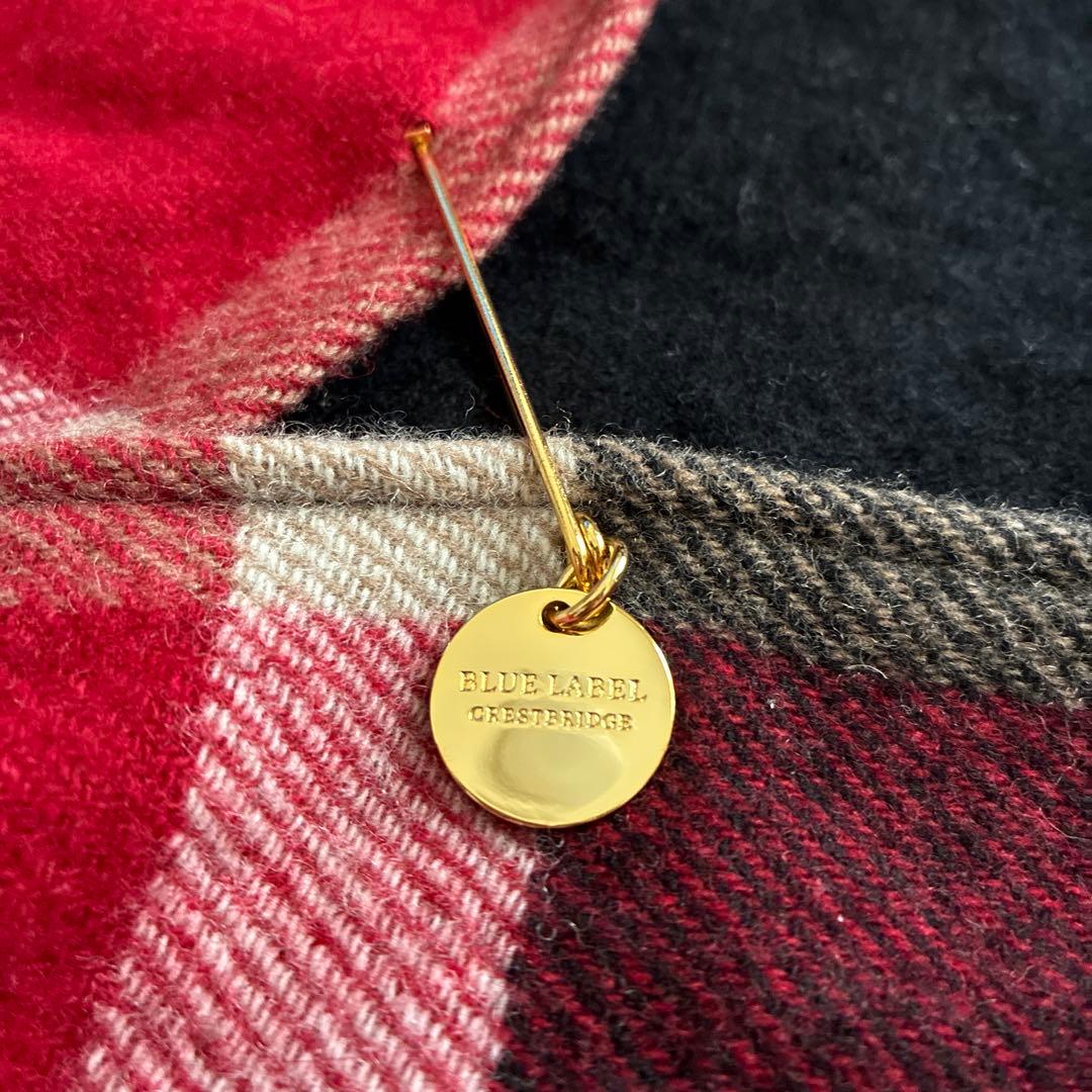 ブルーレーベルクレストブリッジ チェックリバーシブルフード付きショール