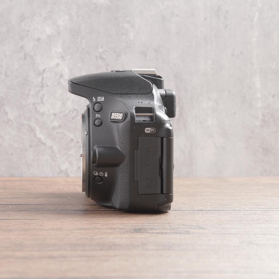 ✨ショット数1763回で超美品✨Wi-Fi✨Nikon D5500　900-1