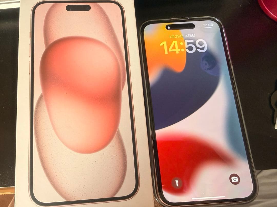 美品　Apple iPhone 15 Plus 256gピンク