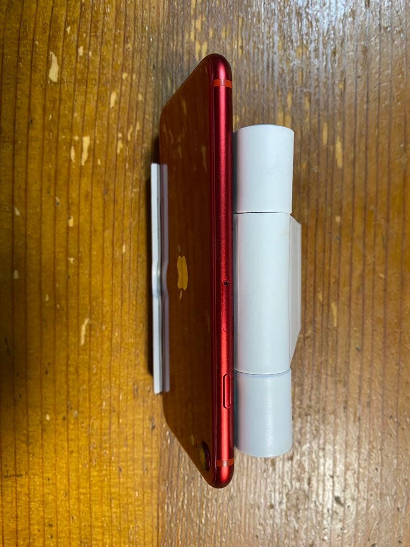 iPhone SE（第二世代） レッド 64GB SIMフリー