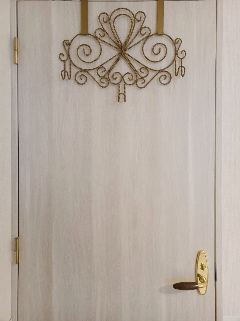 ✤ヨーロピアンアイアンゴールド　3連掛け　ドアフック　引っ掛けるだけの簡単設置！