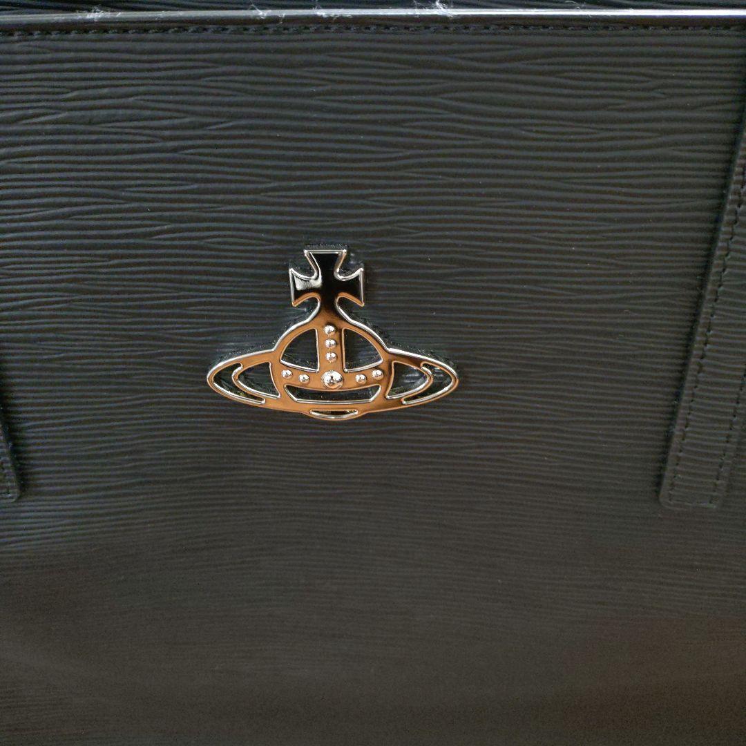 ハ*ー様 Vivienne Westwoodヴィヴィアンウエストウッドブラックト