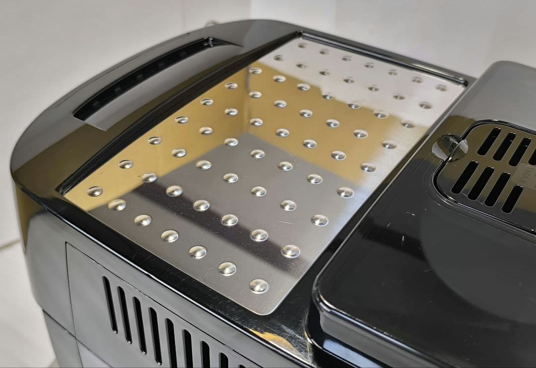 デロンギ　コンパクト全自動コーヒーマシンマグニフィカS ECAM22112B 3