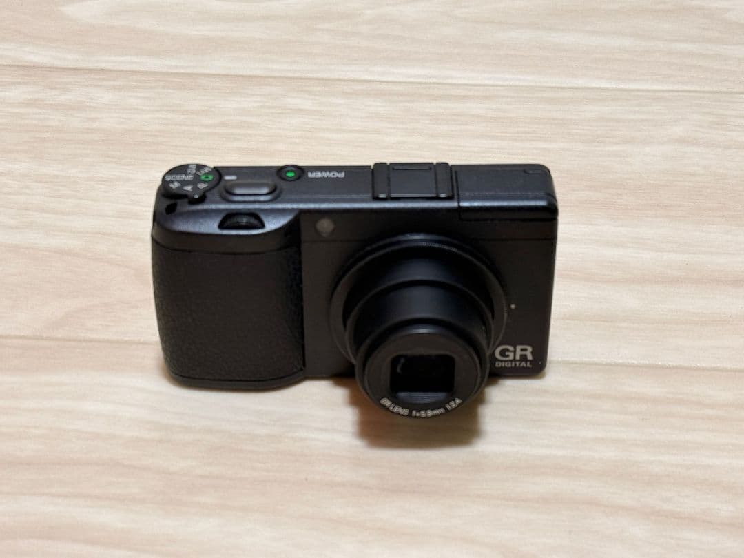 RICOH コンパクトデジタルカメラ GR DIGITAL II