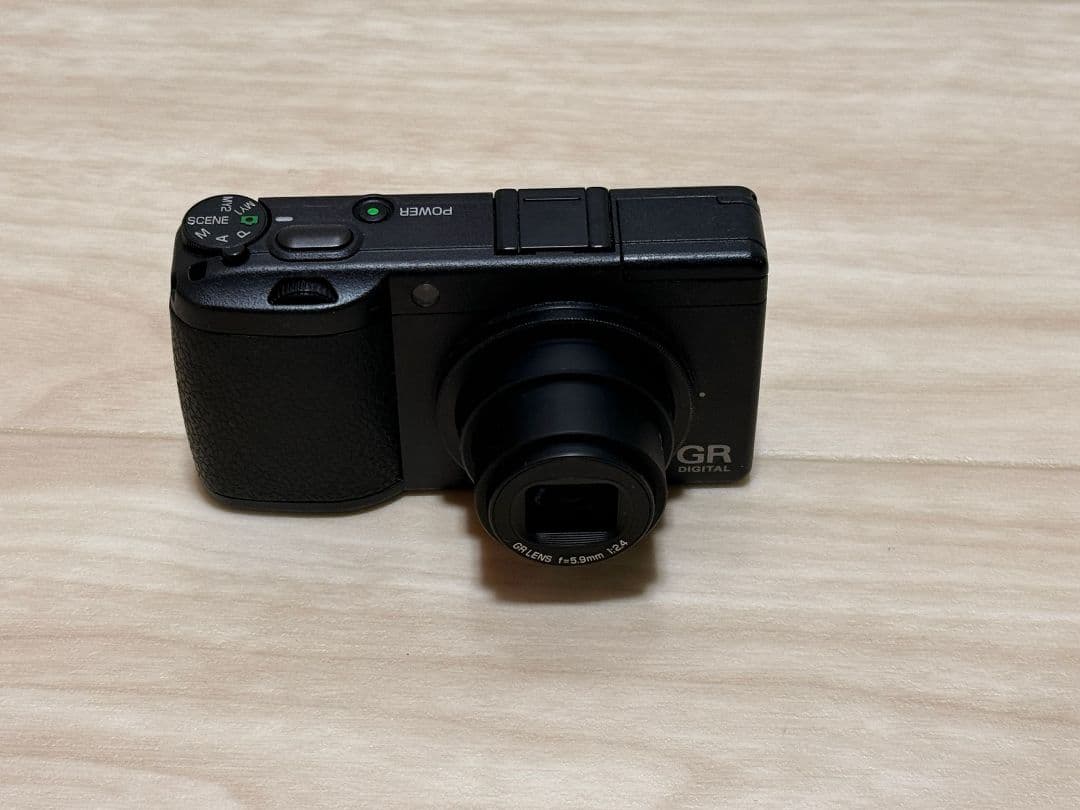 RICOH コンパクトデジタルカメラ GR DIGITAL II