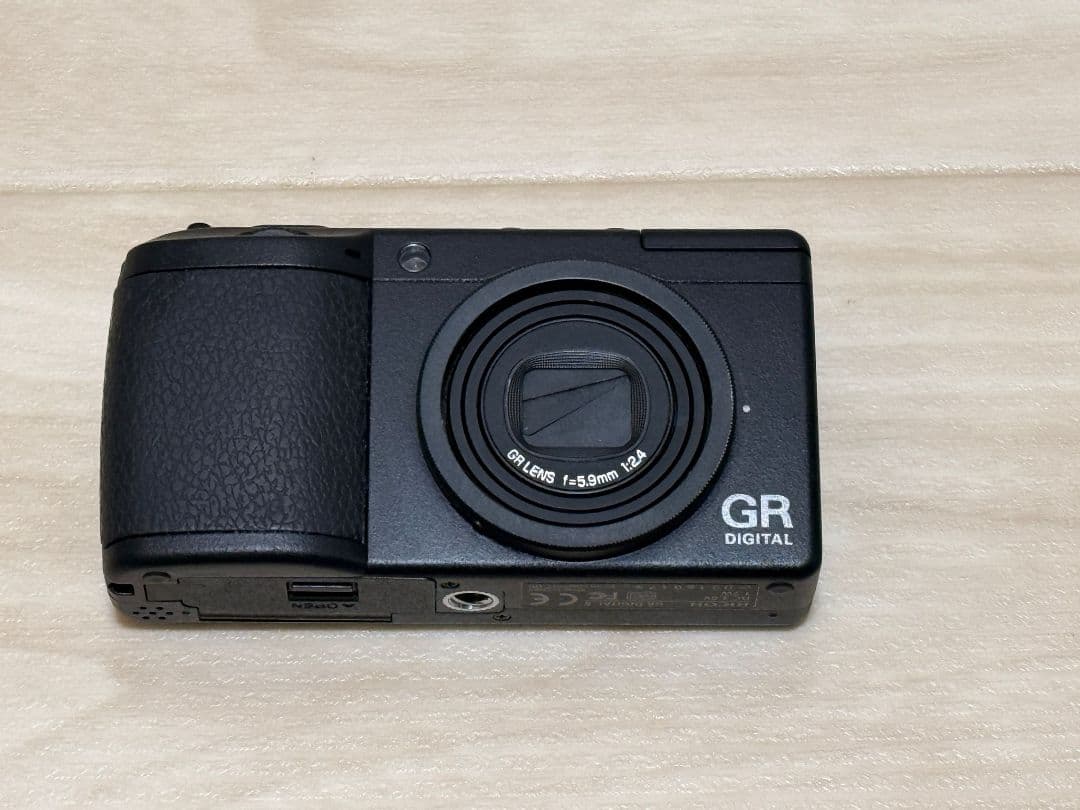 RICOH コンパクトデジタルカメラ GR DIGITAL II