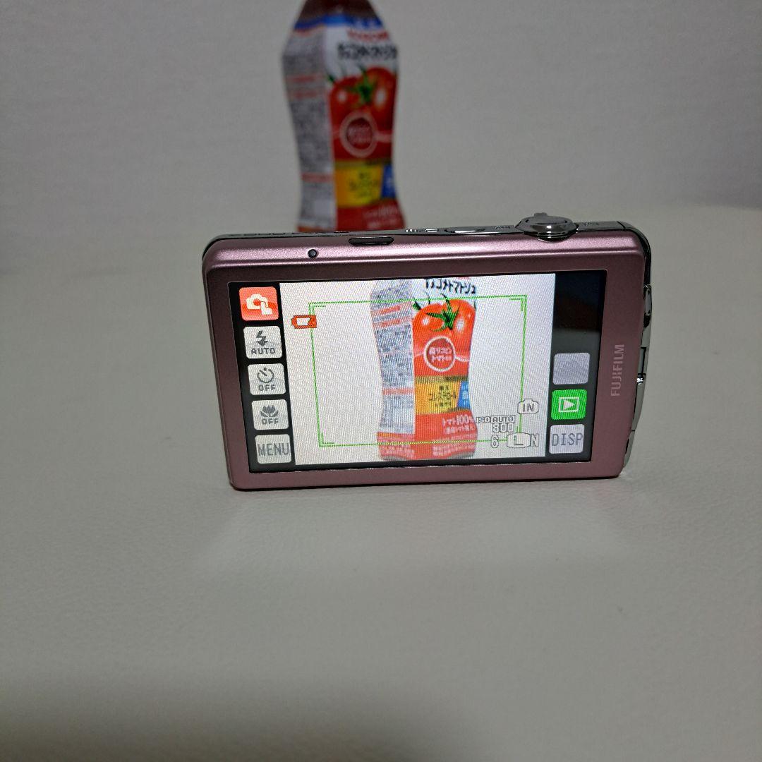 【極美品】FinePix Z800EXR ファインピクス ピンク コンデジ