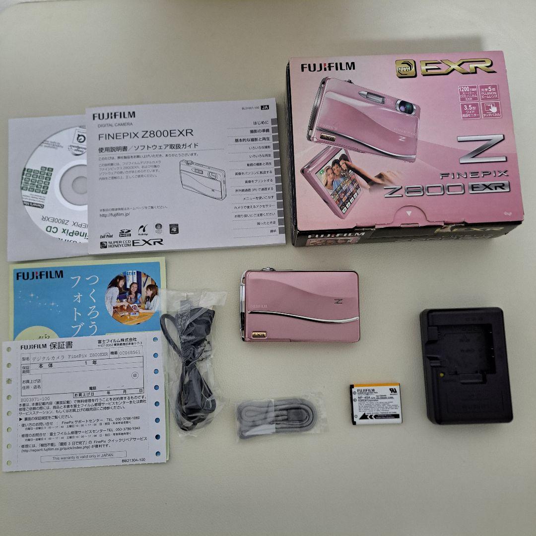 【極美品】FinePix Z800EXR ファインピクス ピンク コンデジ