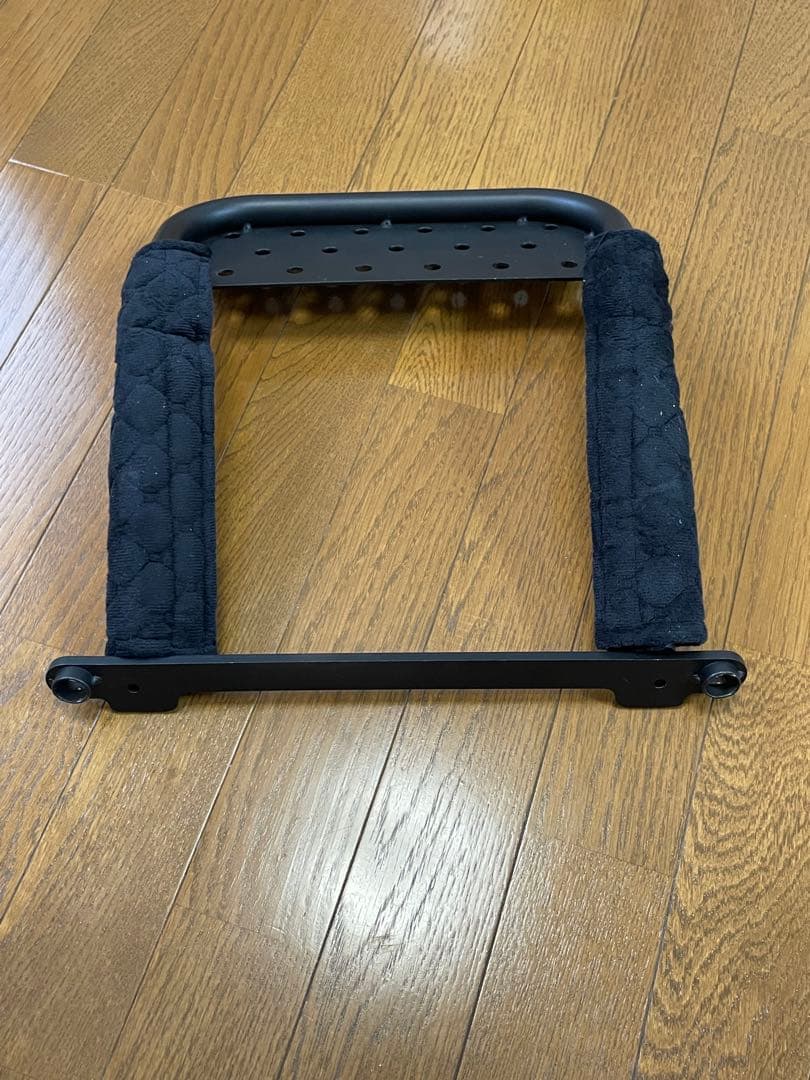 ハイエース200系共通 助手席 フットレスト