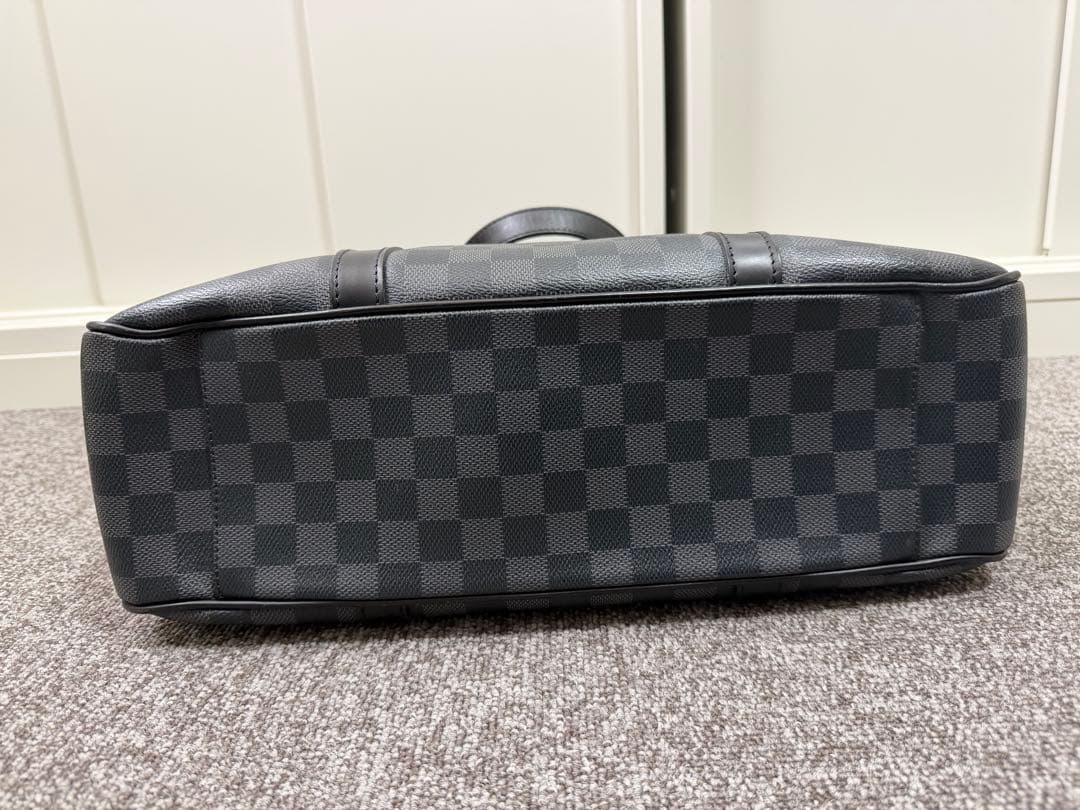 値下げ！　LOUIS VUITTON ダミエグラフィット　タダオ　ルイヴィトン