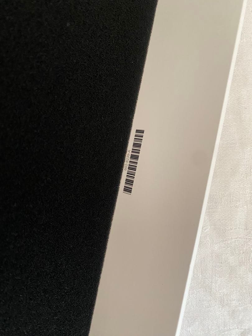 MacBook Air 11-inch A1465 初期化済み 充電器・箱付き