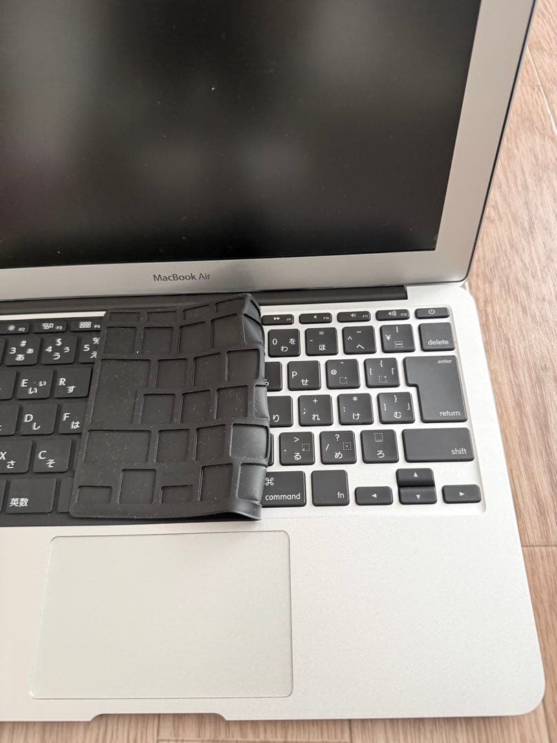 美品　Apple MacBook Air シルバー 充電器