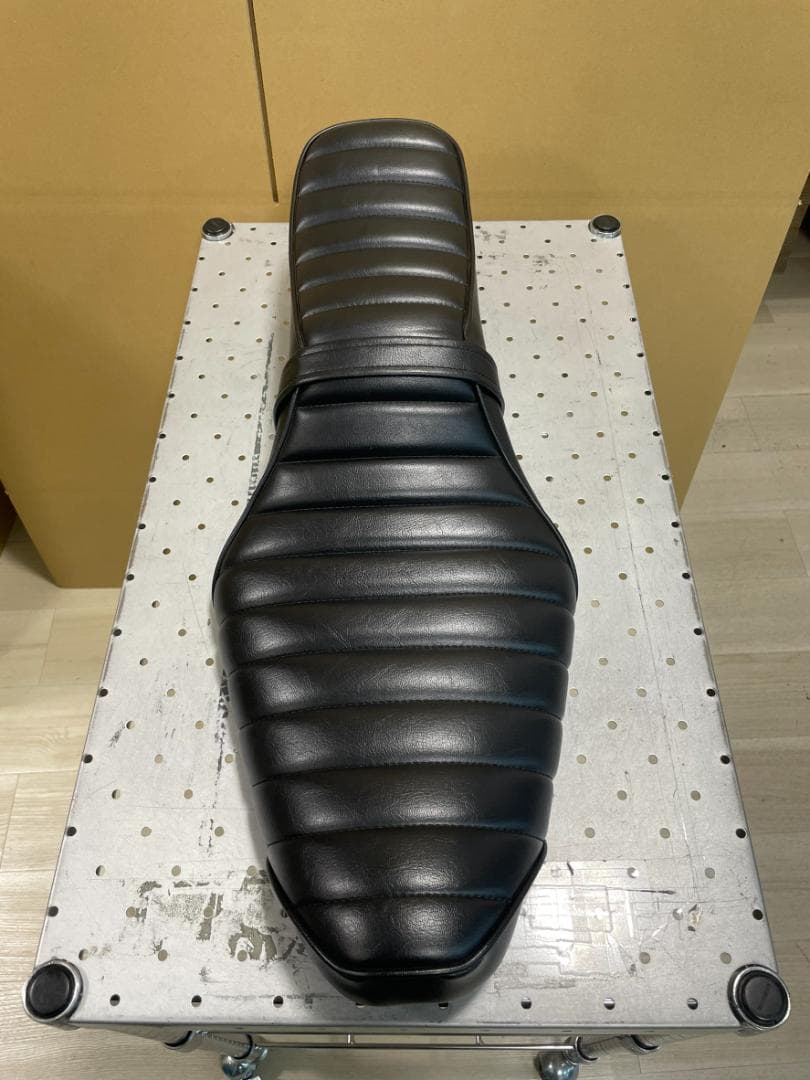 TRAMP CYCLE トランプ キング＆クイーンシート スポーツスター 03