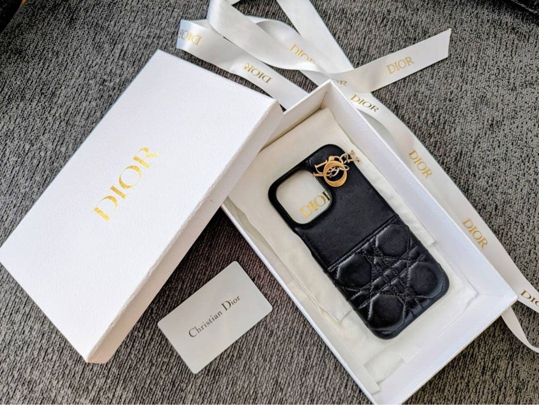 正規品Dior キルティング iPhone 15 Pro Maxケース ブラック