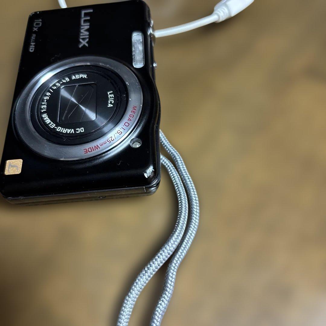 LUMIX デジタルカメラ LEICA 10倍ズーム　充電ケーブル付き