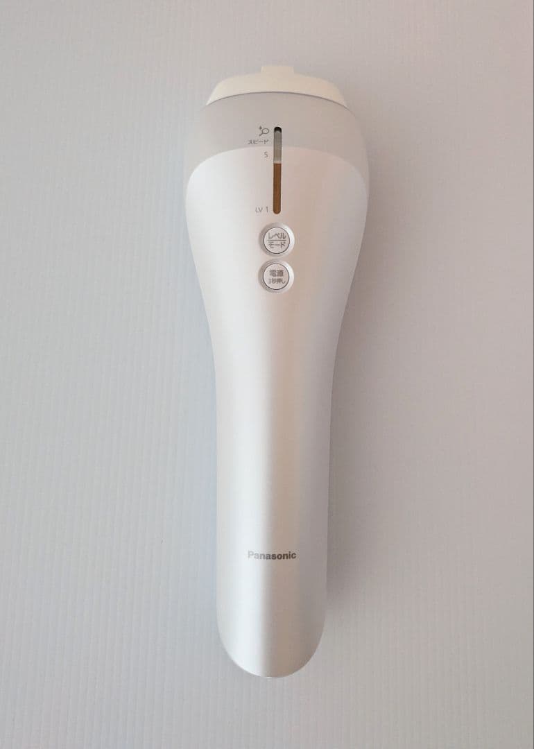 大幅お値下げ【美品】Panasonic 光美容器 ES-CWP82