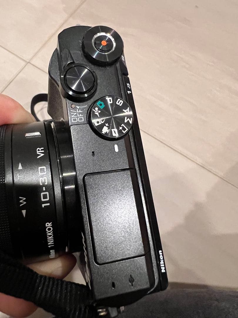 美品 NIKON J5 ダブルレンズキット