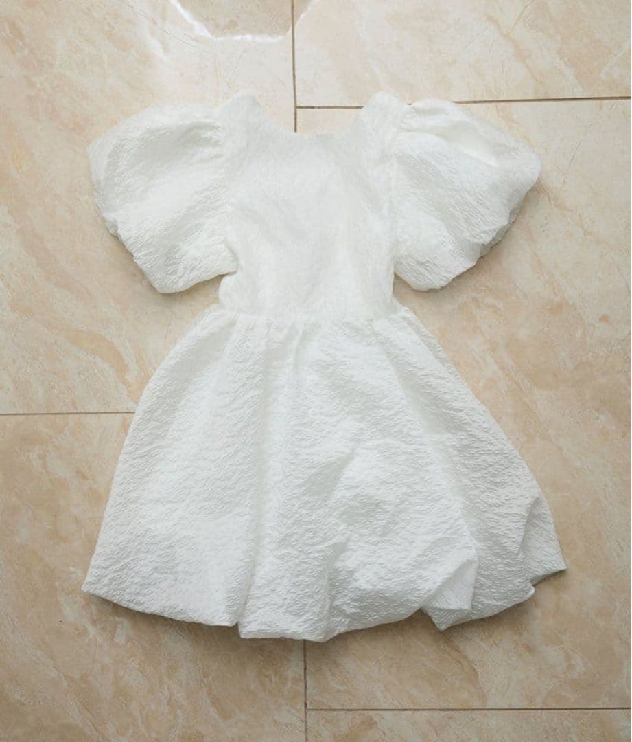 【即日発送】トリートユアセルフ バルーンフラワージャガードワンピース ホワイト