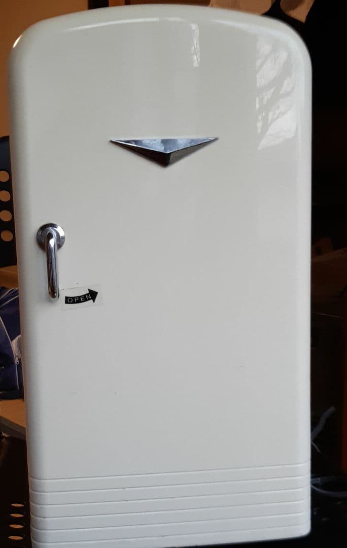 １台2役 オールシーズン ミニ保冷温庫