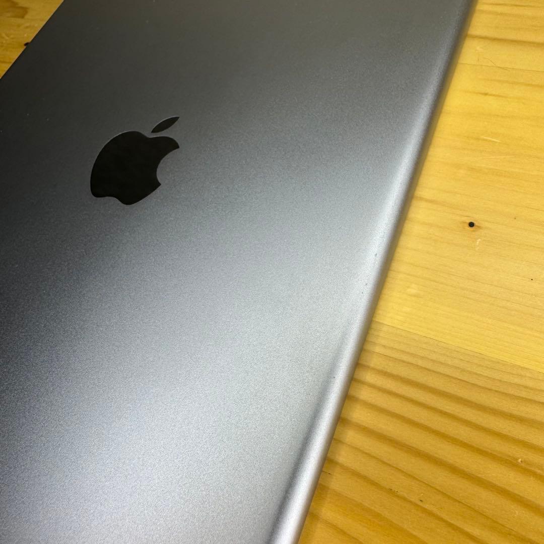 iPad 第6世代 32GB スペースグレイ