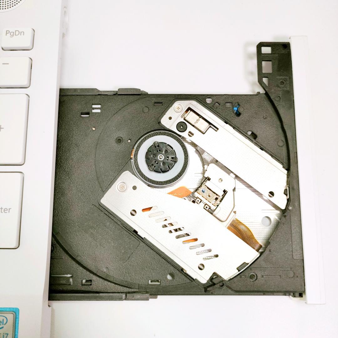 Corei7✨️Windows11 富士通 オフィス付き白ノートパソコン DVD