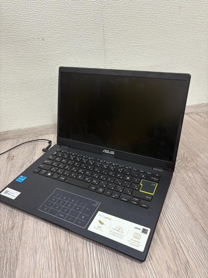 ASUS E410KA ノートパソコン Celeron N4500 初期化済み