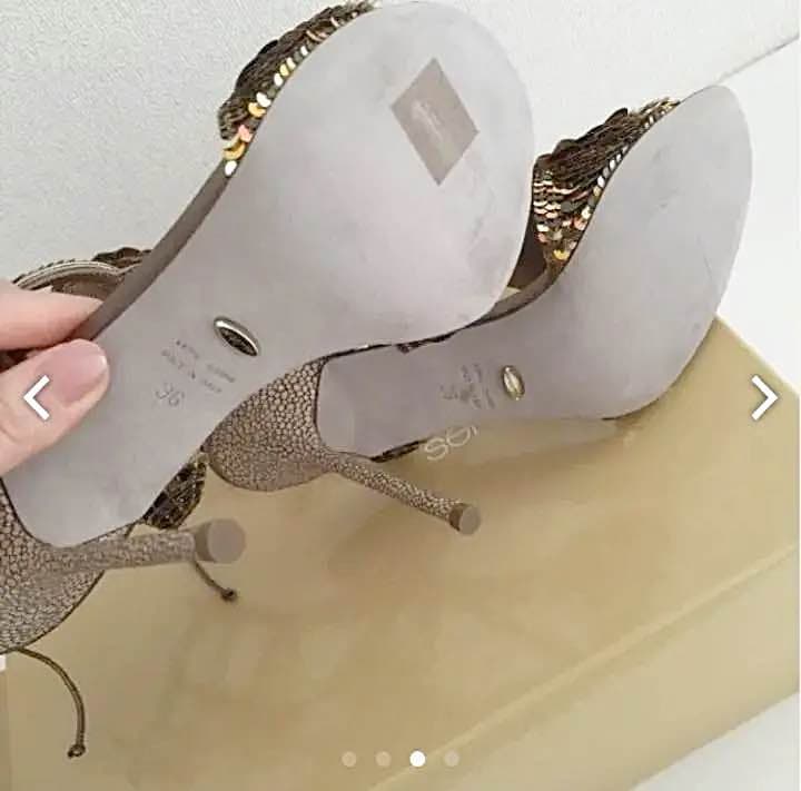 セルジオロッシ 極細ヒール サンダル ゴールド