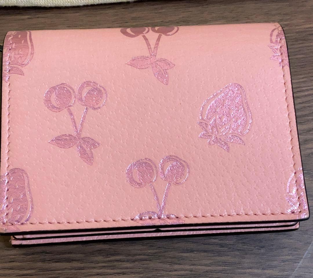 グッチ　456126　レザー　GGマーモント　さくらんぼ　イチゴ　折り財布