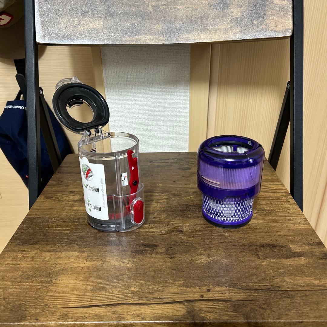 dyson ダイソン　SV19 純正スタンド付　訳あり品