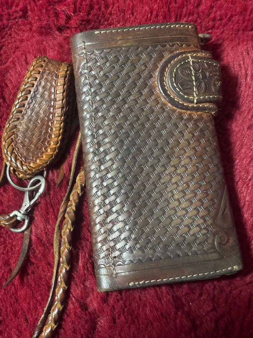 ALZUNI 手彫りバスケットカービングウォレット バイカーズウォレットセット！