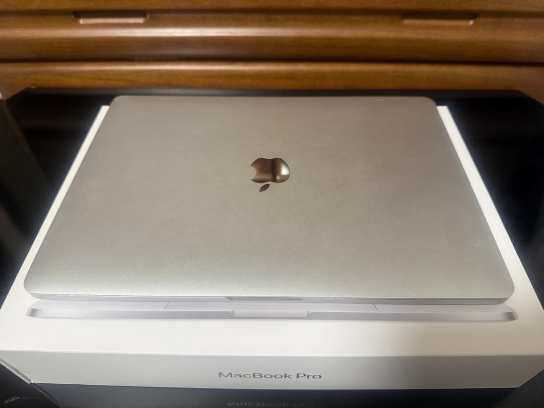 MacBook Pro 13インチ M1 メモリ16GB/SSD256GB
