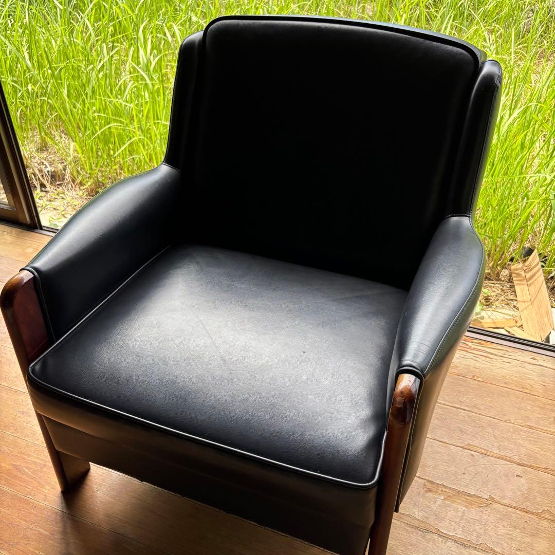 K*p様 ヴィンテージ 木肘ソファ 黒 1人掛け ソファ シンプル モダン