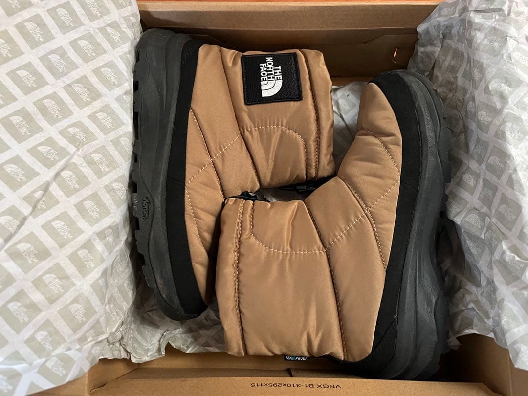 ★白檀 ★THE NORTH FACE ヌプシ WP Logo Short