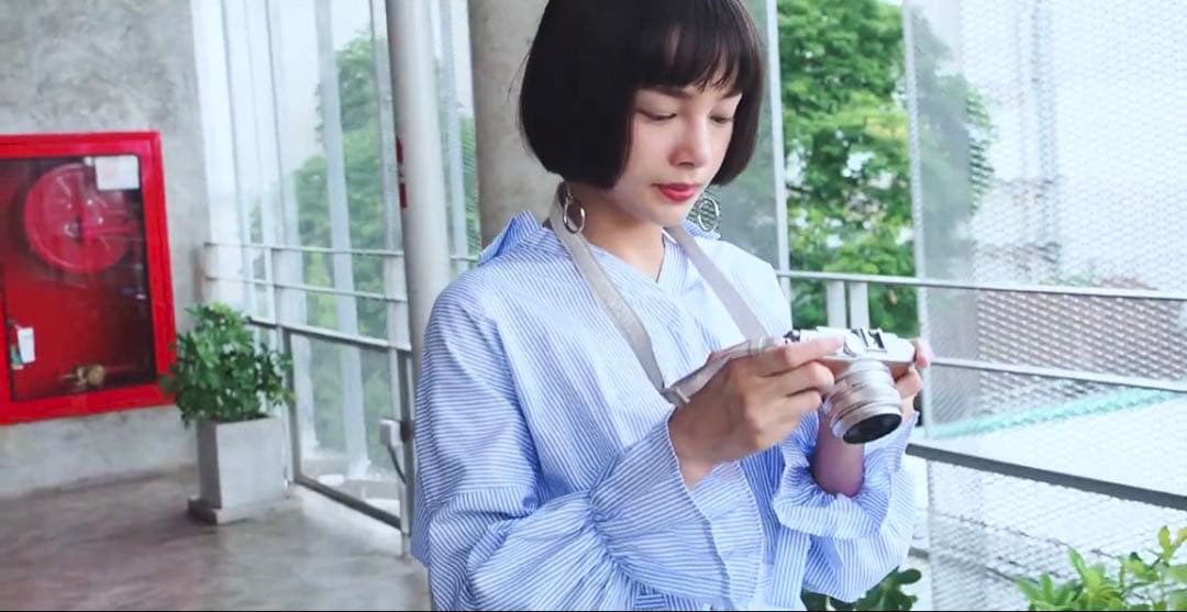 OLYMPUS PEN E-PL8 ホワイト14-42mm保証書、SDカード付き