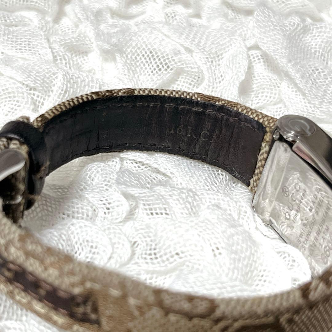 希少✨グッチ 8600J スクエアフェイス GG 腕時計 レディース　ウォッチ