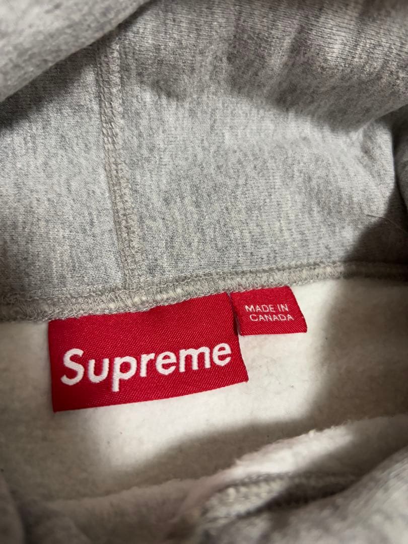 シュプリーム　ジャスティンビーバー着用　クリーチャーパーカー　Lサイズ！