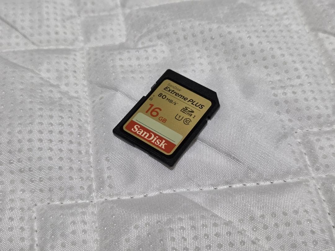 Canon EOS KISS X7i　デジタル一眼レフ　付属品有