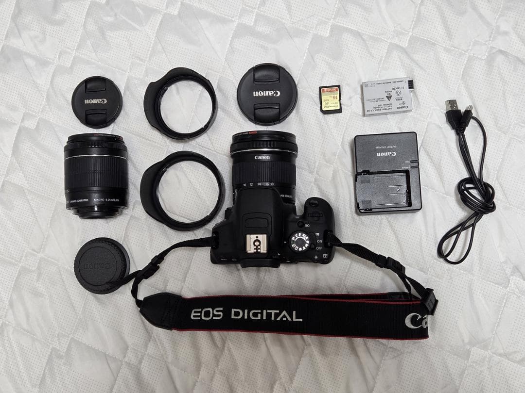 Canon EOS KISS X7i　デジタル一眼レフ　付属品有