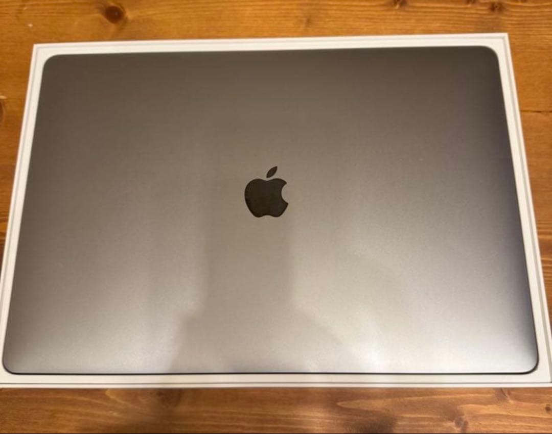 MacBook本体 MacBook Pro 15.4 Core i9 512GB 16GB