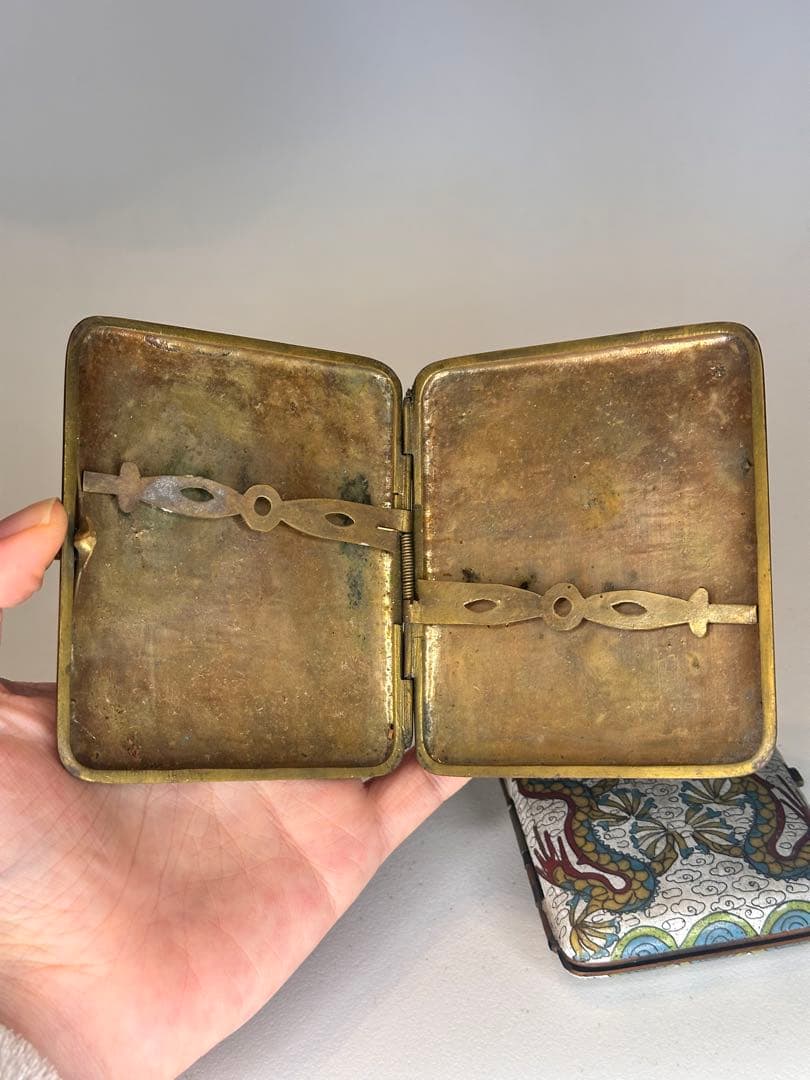 最终価格中国清代掐絲琺瑯 七宝焼 銅製煙具箱二点 龍紋・藍地牡丹文 時代物古美術