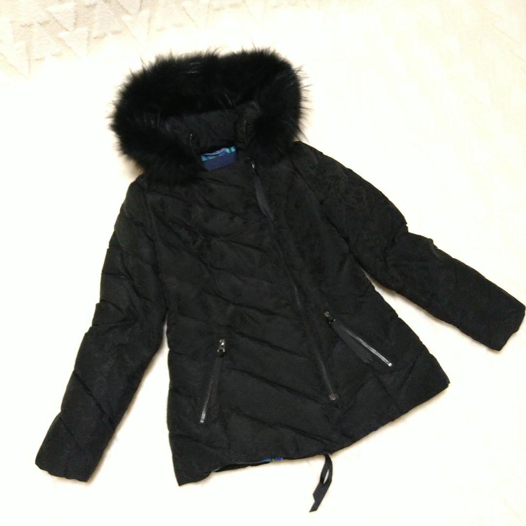 極美品 Spoom ショート丈ダウンコート 総柄 Aライン ウエストマーク 黒