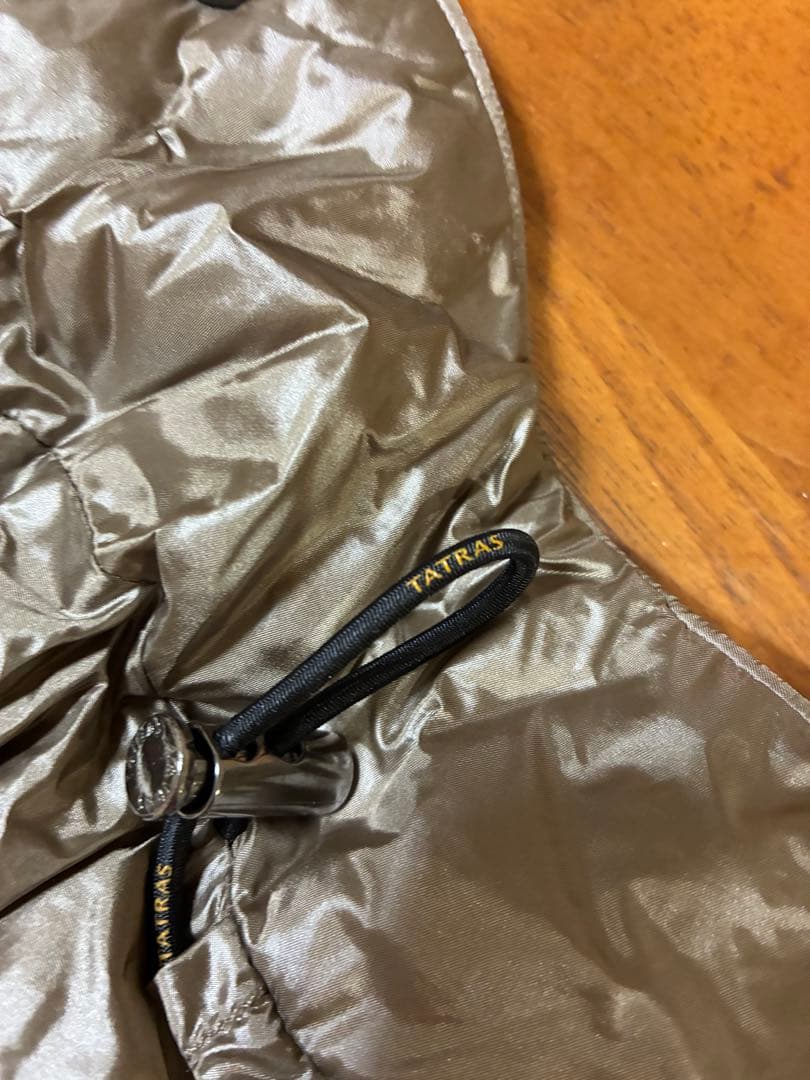 TATRAS ベージュ ダウンジャケット フード付き