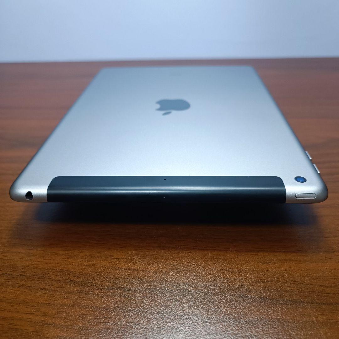 (美品) iPad 第5世代 WiFi Simフリー 128GB キーボード付き