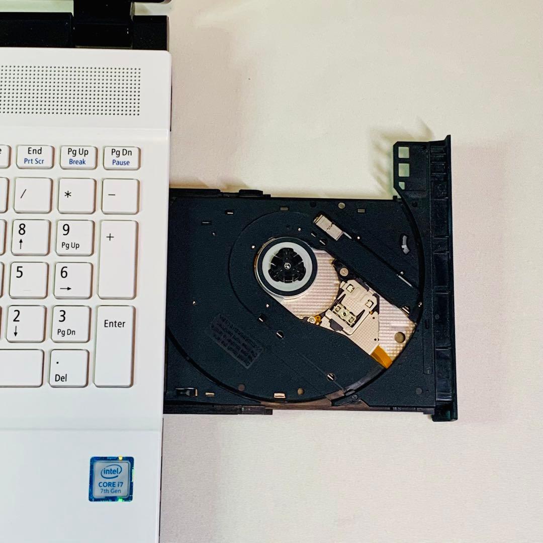 Core i7✨7世代✨SSD2TB✨32GB✨NEC✨ホワイト✨ノートパソコン