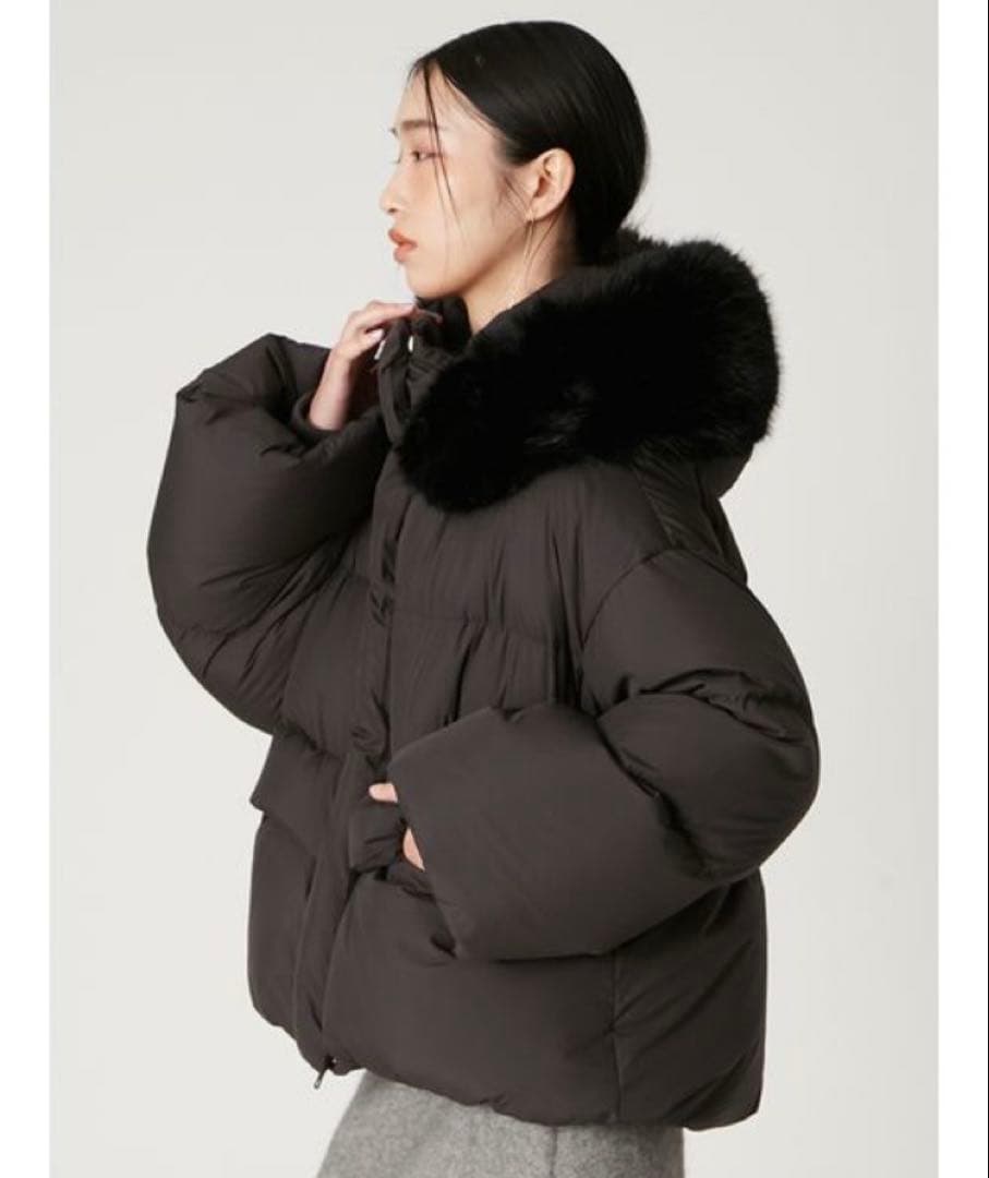 今季完売　フレイアイディー　ファー付きダウン