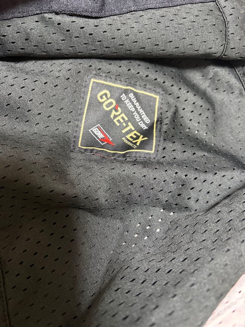 VOLCOM GORE-TEX 赤 スノボ ウェア